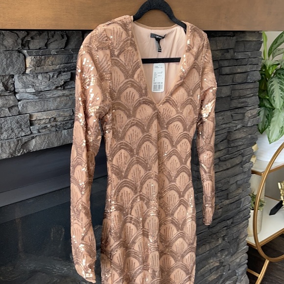 Forever 21 Dresses & Skirts - Rose gold party dress